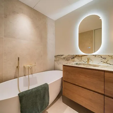Lujoso Apartamento Nueva Andalucia Marbella Marbella