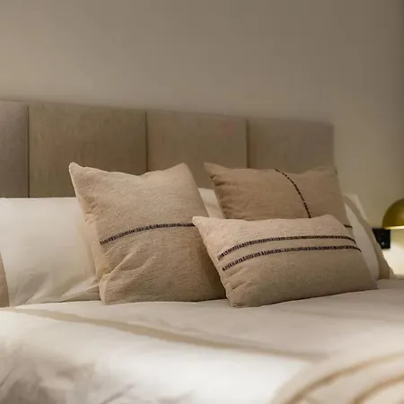 Lujoso Apartamento Nueva Andalucia Marbella
