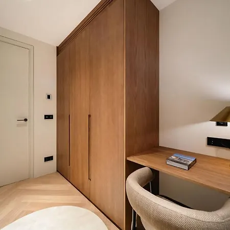 Lujoso Apartamento Nueva Andalucia Marbella Apartment *